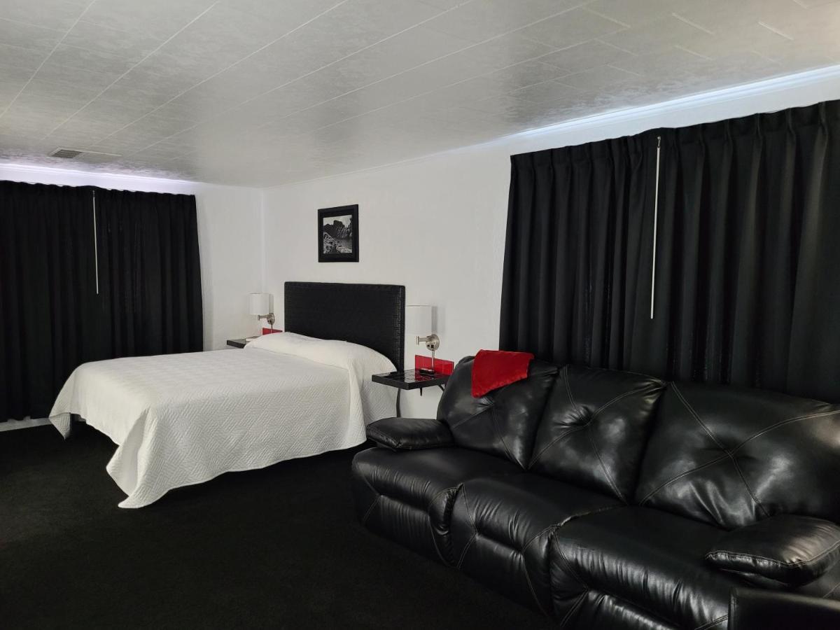 Rocket Motel Custer Εξωτερικό φωτογραφία