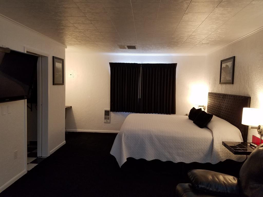 Rocket Motel Custer Εξωτερικό φωτογραφία