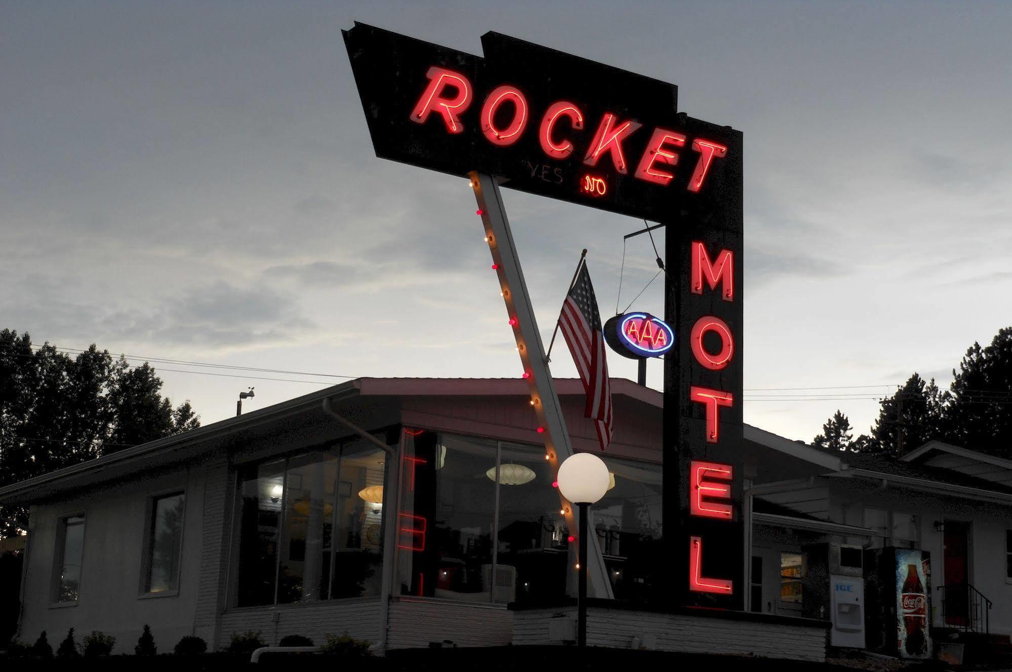 Rocket Motel Custer Εξωτερικό φωτογραφία