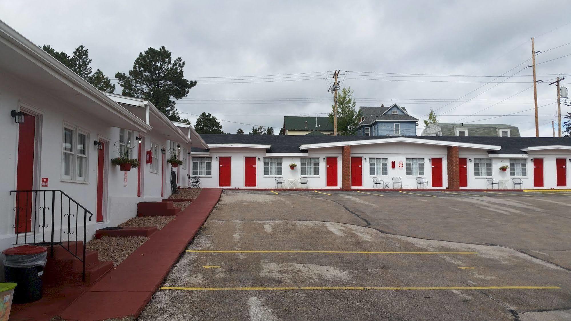 Rocket Motel Custer Εξωτερικό φωτογραφία